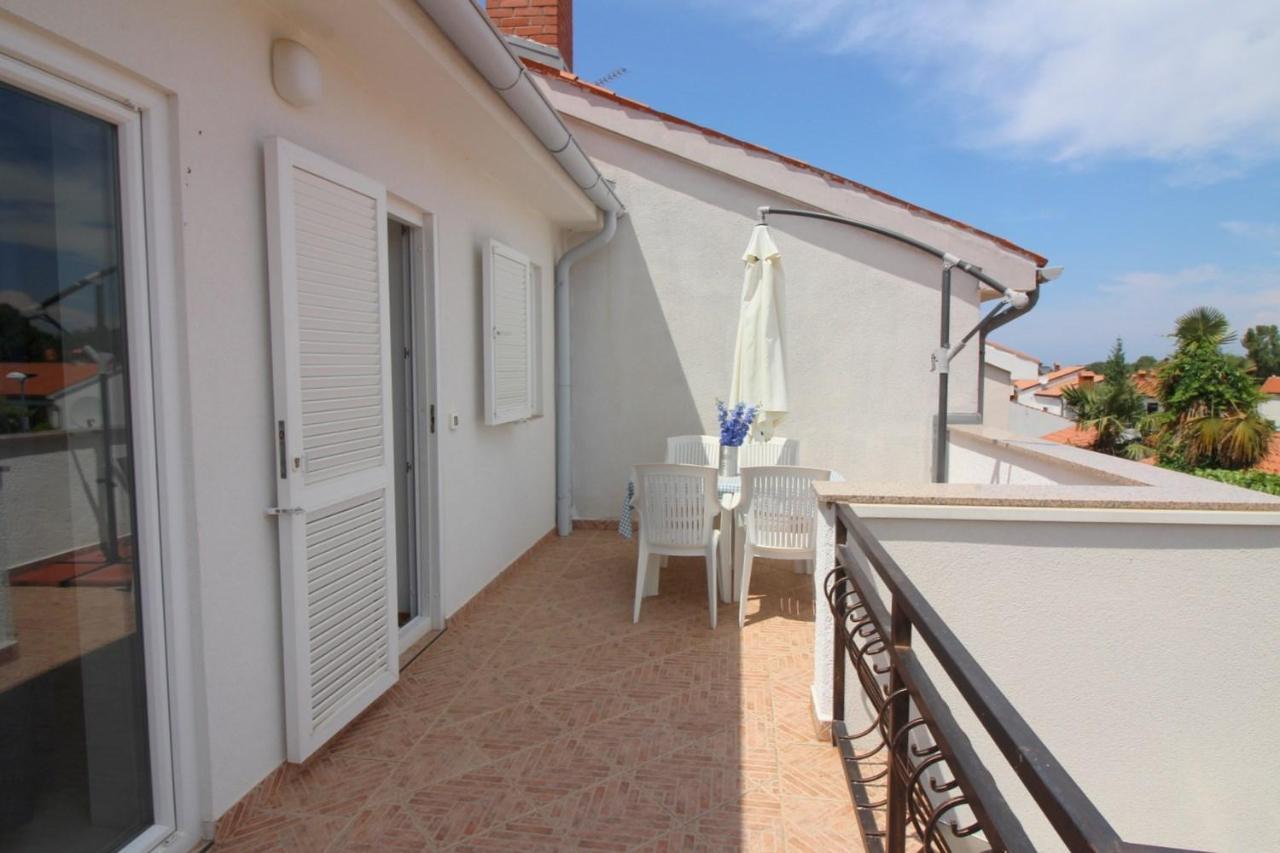 Apartment In Porec/Istrien 10214 Ngoại thất bức ảnh