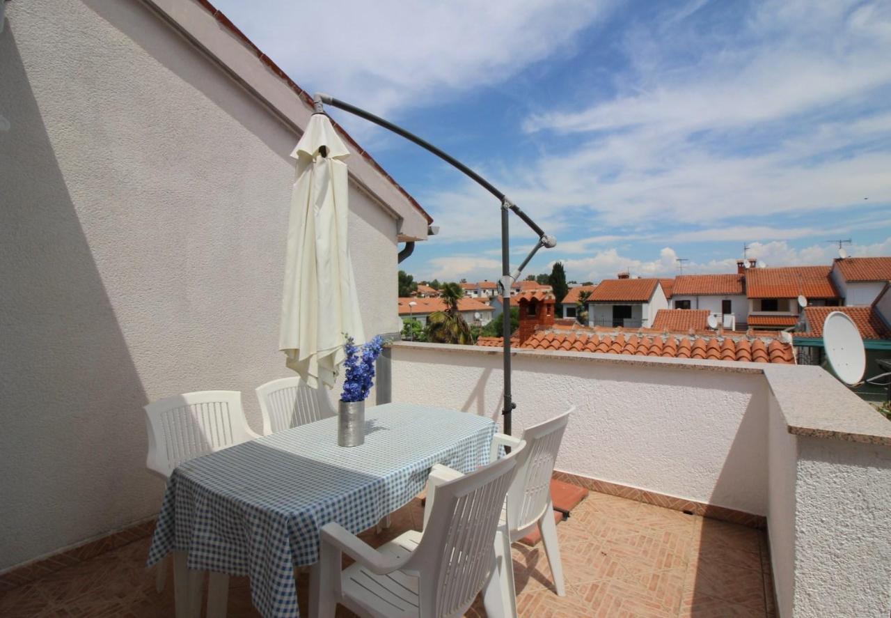 Apartment In Porec/Istrien 10214 Ngoại thất bức ảnh