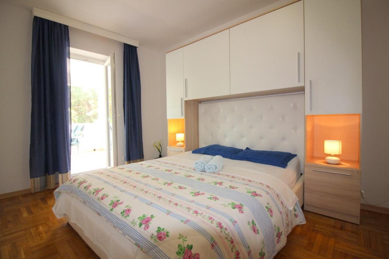 Apartment In Porec/Istrien 10214 Ngoại thất bức ảnh