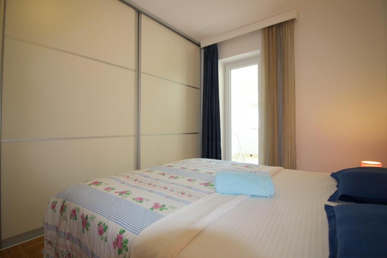 Apartment In Porec/Istrien 10214 Ngoại thất bức ảnh